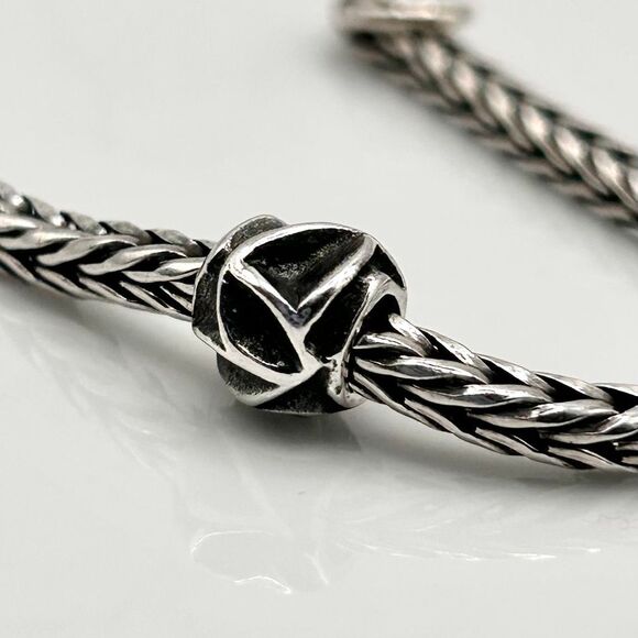 TROLLBEADS Retired Falling Leaves Silver Bead 925S LAA NEW Condition - Picture 4 of 6